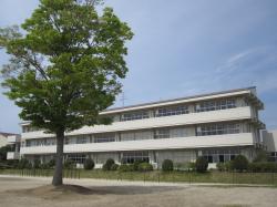 学校南側より 学校南側より