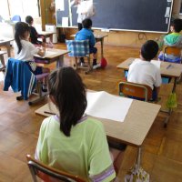 １年生を迎える会の準備をしよう（２年生活）