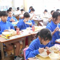 文間小最後の給食~お楽しみ献立～（３月２３日）