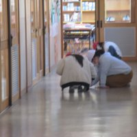 ３学期の様子　学校をきれいにしよう（６年）