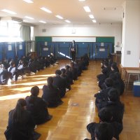冬休み明け登校初日です（１年　学年集会）