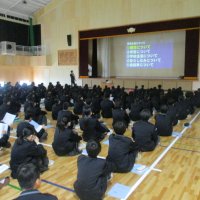 全校集会