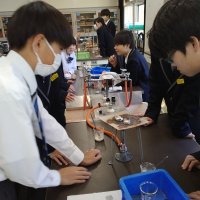 ２年生　理科の実験「ホットケーキの秘密」