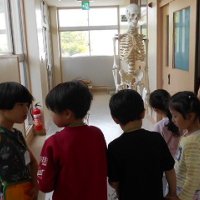 学校探検（１，２年）